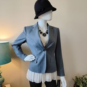 NWT Anne Klein Pinstripe Blazer – Tailored Elegance in Dark Stone Size 4P